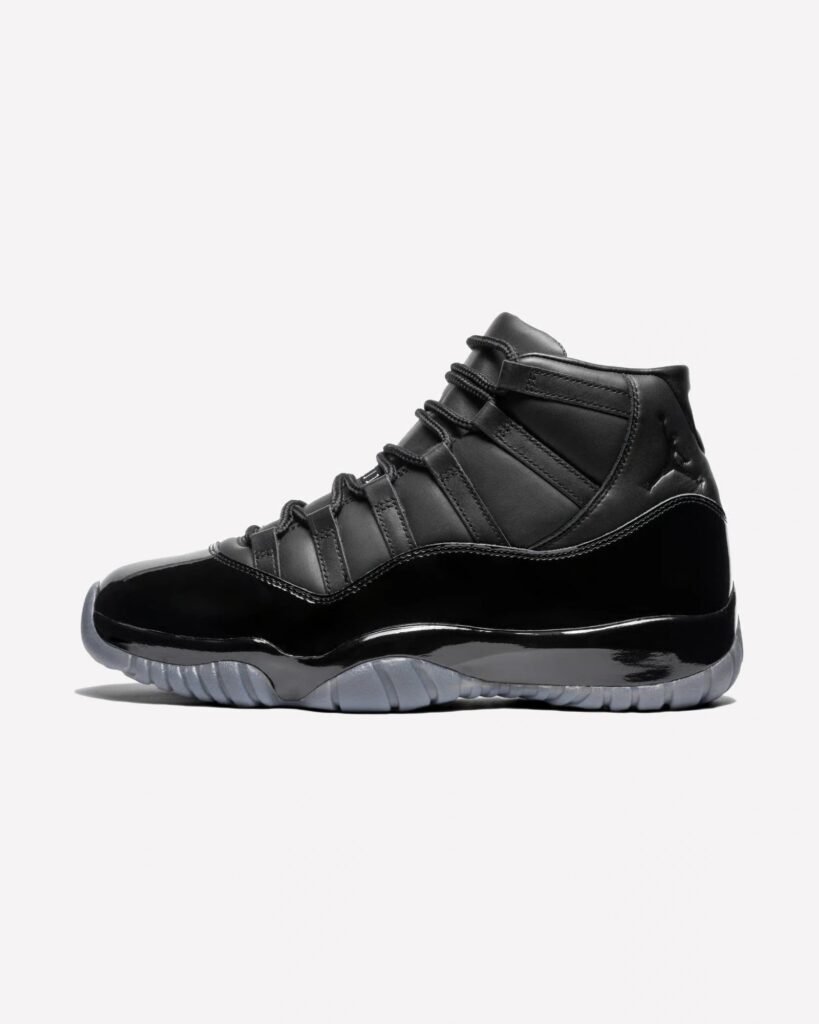Air Jordan 11 Retro Comme des Garçons Homme Plus Black