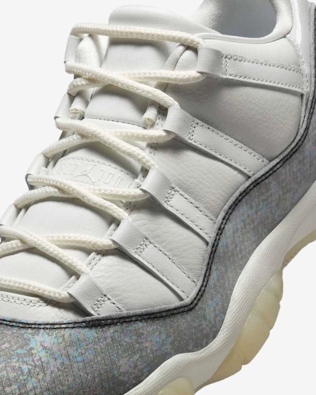 Air Jordan 11 Retro Low Year of the Snake - Imagen 6