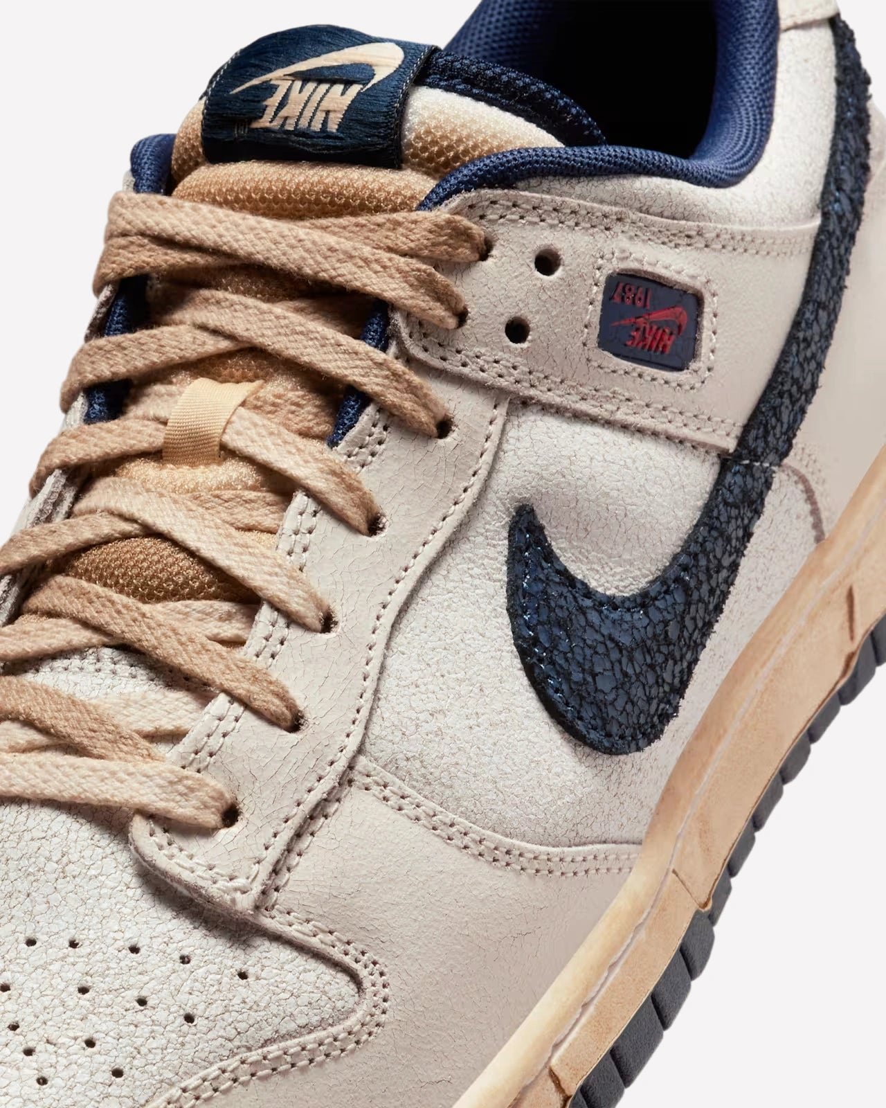 Nike Dunk Low Stranger Things Phantom - Imagen 6
