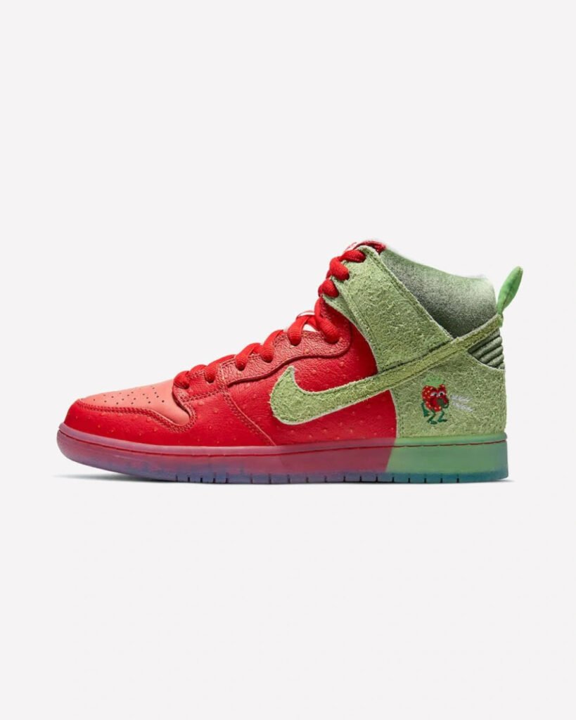 Nike SB Dunk High Strawberry Cough