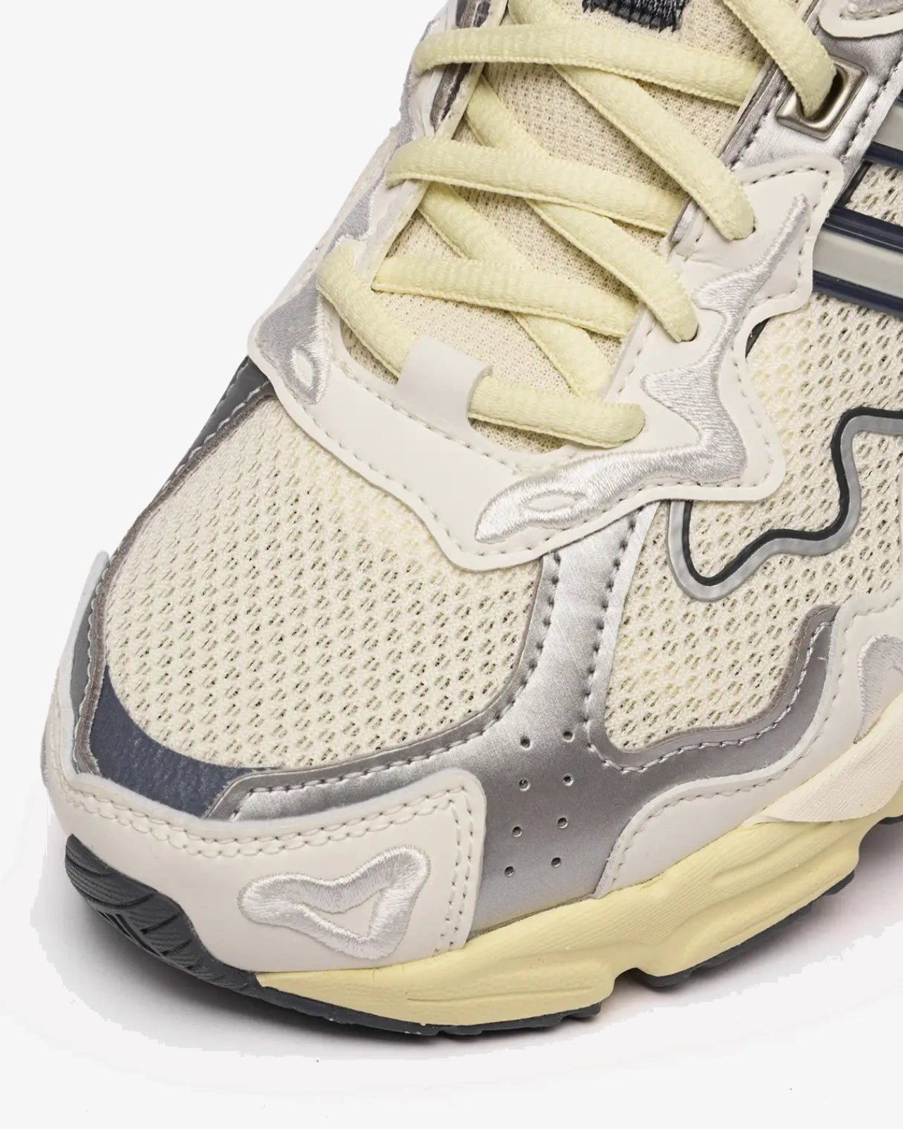 adidas Response CL Bad Bunny - Imagen 5