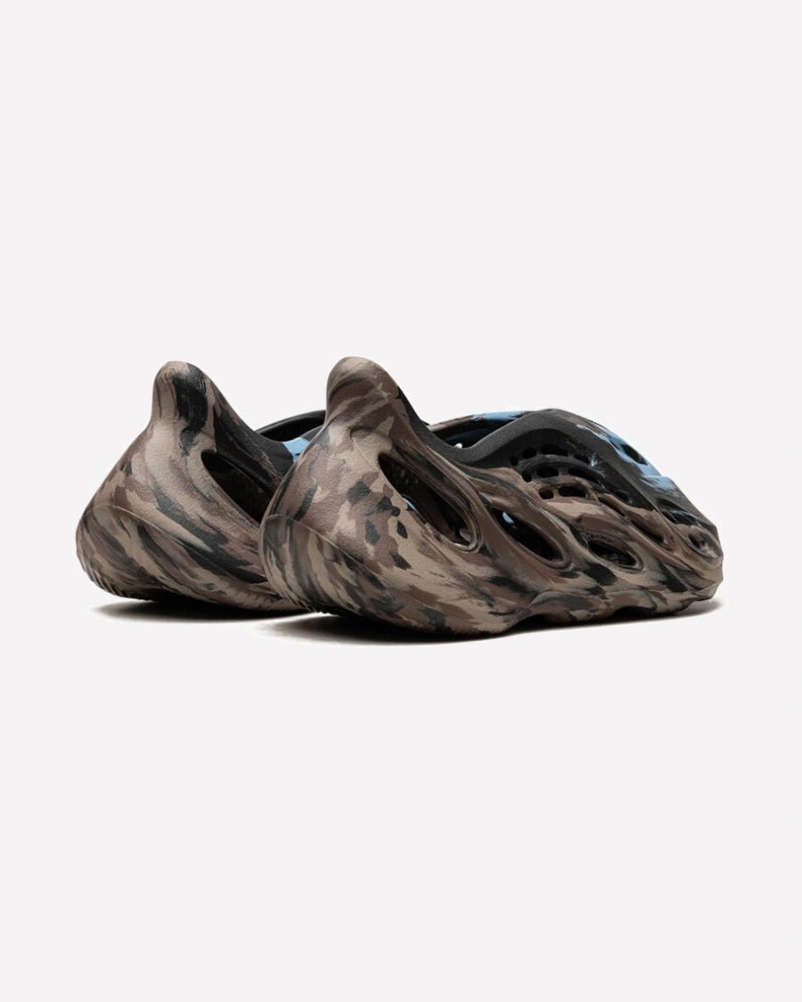 adidas Yeezy Foam RNNR MX Cinder - Imagen 3