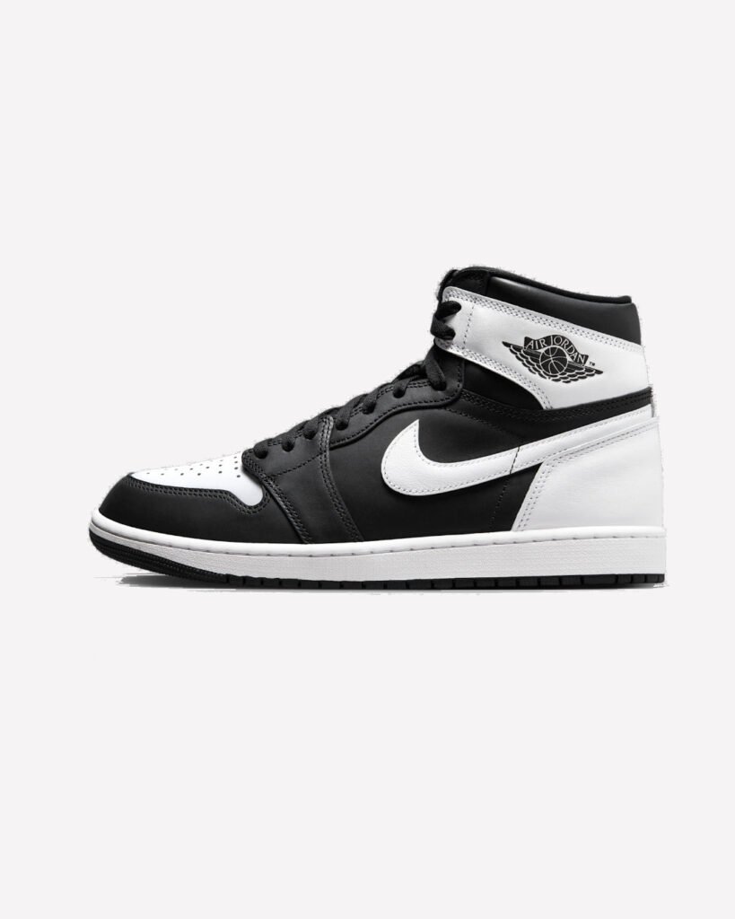 Air Jordan 1 Retro High OG Black White